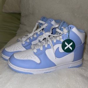 Brand new never worn university blue nike dunk highs